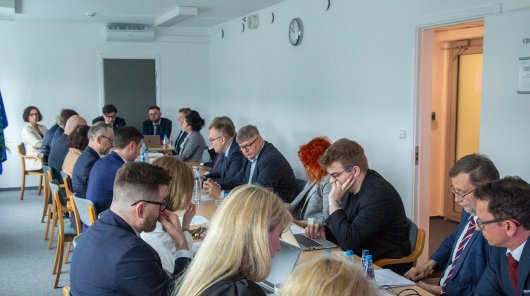 Zdjęcie przedstawiające Mirosława Wróblewskiego, Prezesa UODO, który powołał Społeczny Zespół Ekspertów, który działać będzie przy Prezesie Urzędu Ochrony Danych Osobowych