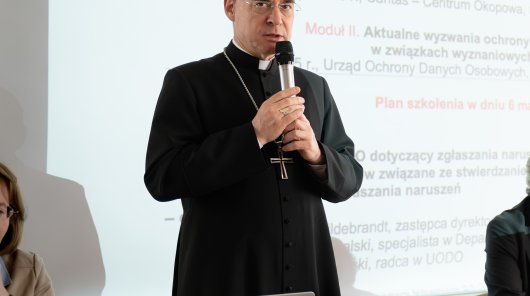 Zdjęcie ze szkolenia dla Inspektorów Ochrony Danych, zorganizowane przez Kościelnego Inspektora Ochrony Danych i Fundację Konferencji Episkopatu Polski Bona Fama we współpracy z Prezesem Urzędu Ochrony Danych Osobowych