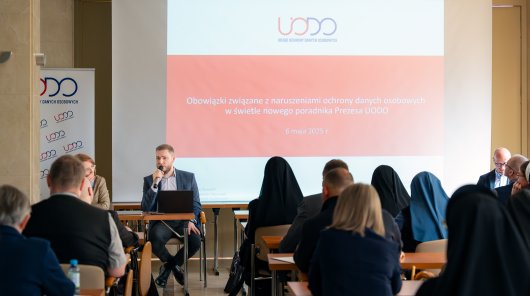 Zdjęcie ze szkolenia dla Inspektorów Ochrony Danych, zorganizowane przez Kościelnego Inspektora Ochrony Danych i Fundację Konferencji Episkopatu Polski Bona Fama we współpracy z Prezesem Urzędu Ochrony Danych Osobowych