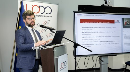 Zdjęcie z seminarium on-line pt. „Europejskie Ramy Cyfrowej Tożsamości (eIDAS2) w praktyce – nowe możliwości identyfikacji i uwierzytelniania w służbie ochrony danych. Korzyści i potencjał rozwoju dla biznesu i sektora publicznego”