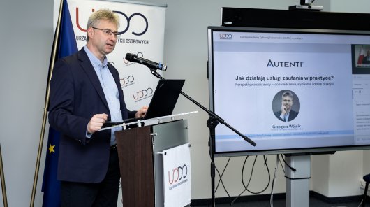 Zdjęcie z seminarium on-line pt. „Europejskie Ramy Cyfrowej Tożsamości (eIDAS2) w praktyce – nowe możliwości identyfikacji i uwierzytelniania w służbie ochrony danych. Korzyści i potencjał rozwoju dla biznesu i sektora publicznego”