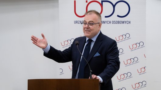 Zdjęcie z międzynarodowej konferencji pt. „Technologie kwantowe: zagrożenia, wyzwania i szanse dla cyberbezpieczeństwa i ochrony danych osobowych”. 