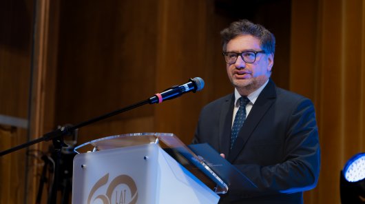 Zdjęcie przedstawia Prezesa Urzędu Ochrony Danych Osobowych Mirosława Wróblewskiego 