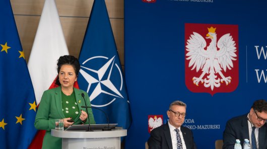 Zdjęcie z ogólnopolskiej inicjatywy „UODO rusza w kraj”, której celem jest wzmacnianie świadomości społecznej w zakresie ochrony danych osobowych i odpowiedzialnego korzystania z nowych technologii.