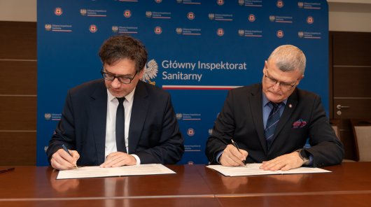 30 października w Warszawie, Prezes Urzędu Ochrony Danych Osobowych Mirosław Wróblewski oraz Główny Inspektor Sanitarny Paweł Grzesiowski podpisali porozumienie o współpracy