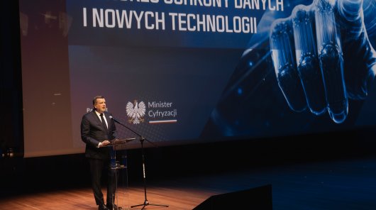 Zdjęcie z 28 stycznia 2026 r., Muzeum Historii Polski w Warszawie, Kongres Ochrony Danych i Nowych Technologii, zorganizowany przez Urząd Ochrony Danych Osobowych oraz Krajową Izbę Radców Prawnych. 