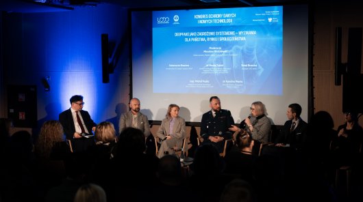 Zdjęcie z 28 stycznia 2026 r., Muzeum Historii Polski w Warszawie, Kongres Ochrony Danych i Nowych Technologii, zorganizowany przez Urząd Ochrony Danych Osobowych oraz Krajową Izbę Radców Prawnych. 